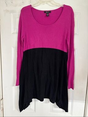 Style & Co. Fuchsia and Black Long Sleeve Tunic